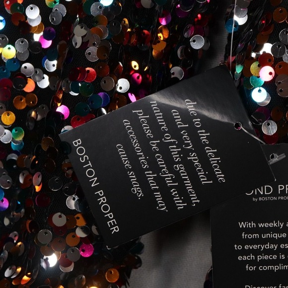 Boston Proper Womens Sz XS Long Sleeve Top Multi-Color Sequin Cold Shoulder NWT - Picture 4 of 6